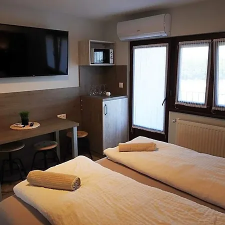 Kukorica Csarda 2 3* Balatonmáriafürdő